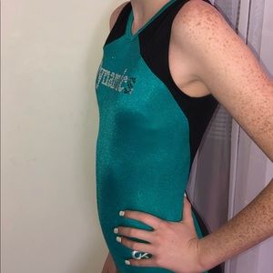 Gymnastics leotard